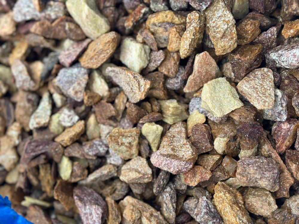 Златолит персиковый декоративная каменная крошка купить в Калуге