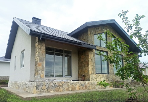 Плитняк златолит Уральский  для фасада купить в Калуге