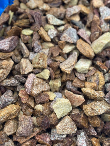 Златолит персиковый декоративная каменная крошка купить в Калуге