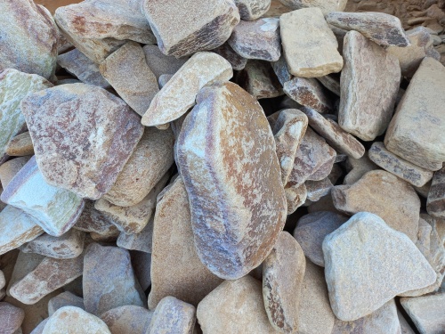 Златолит жёлтый, жёлто-зелёный глыбки и валуны для ланшафтного дизайна купить в Калуге