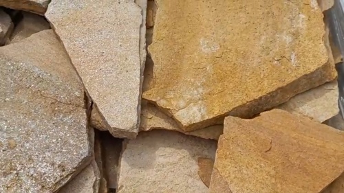 Плитняк златолит жёлтый для цоколя купить в Калуге