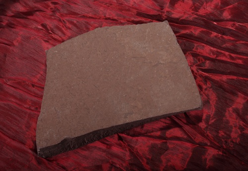 Плитняк лемезит бордовый для цоколя 1,5-2 см купить в Калуге