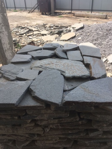 Златолит серебристый галтованный для лестниц купить в Калуге